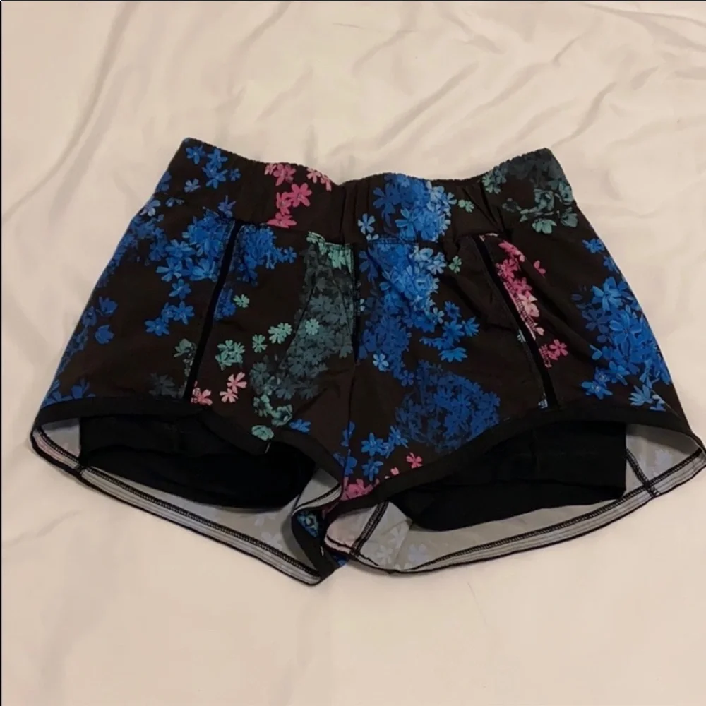 ⛱️Lululemon -Floral Petal Pop In A Flash Athletic Running Shorts- 4